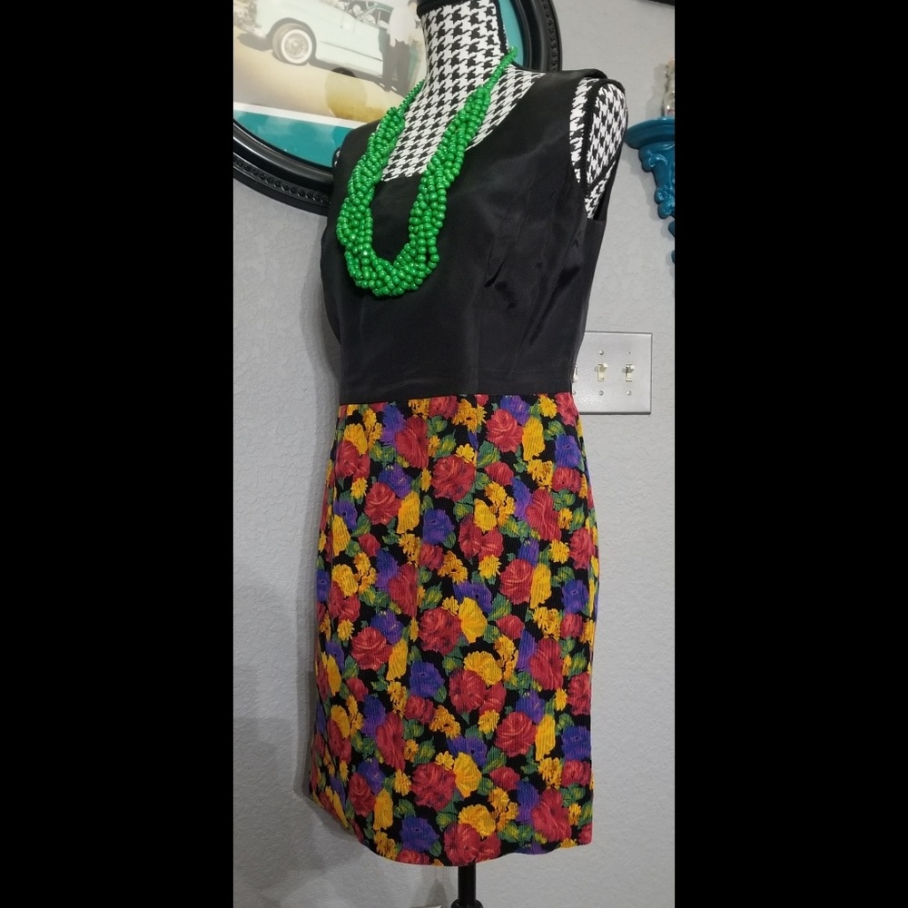 Gorgeous VTG Corduroy Dress - Picture 3 of 8